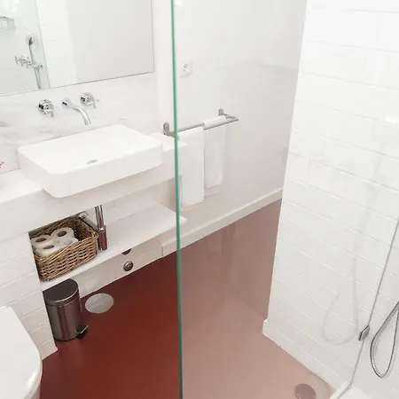 Host Wise - Classic Apartment Porto